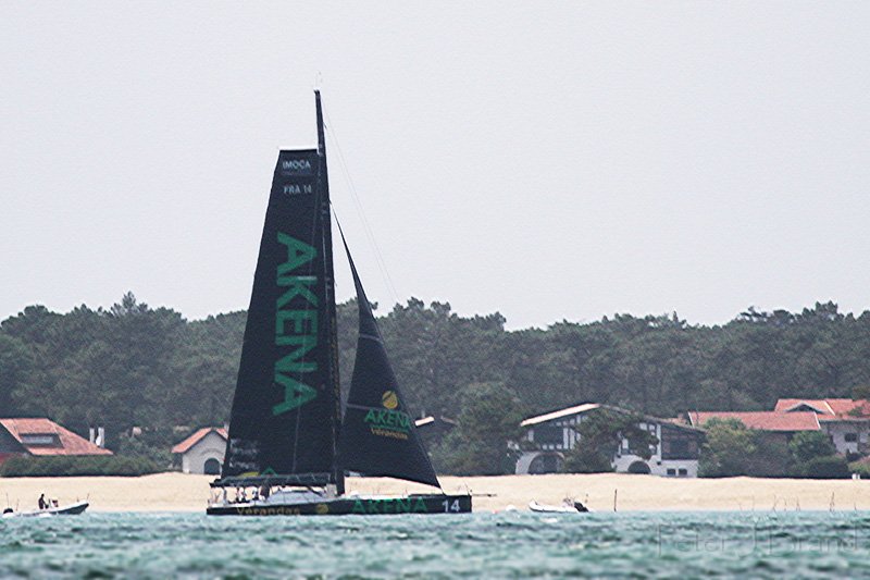 L-Akena - Cap Ferret - Septembre 2010.jpg